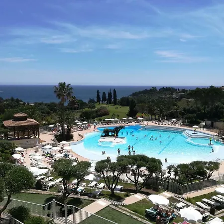Cap Esterel Climatisé Dans Le Centre Du Village Appartamento