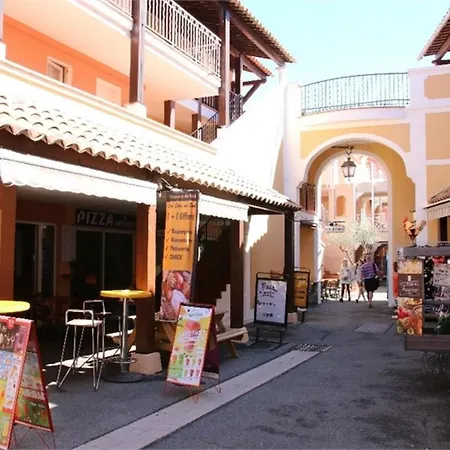 Appartamento Cap Esterel Climatisé Dans Le Centre Du Village
